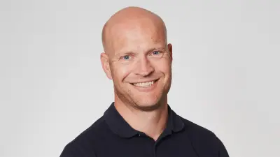 Jens Lindfeldt, Division Manager